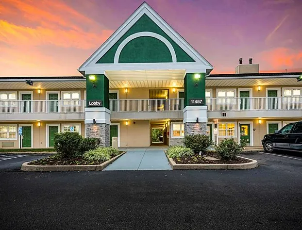 HomeTowne Studios By Red Roof Cincinnati - Sharonville hotel detail image 2