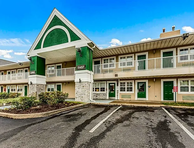 HomeTowne Studios By Red Roof Cincinnati - Sharonville hotel detail image 4