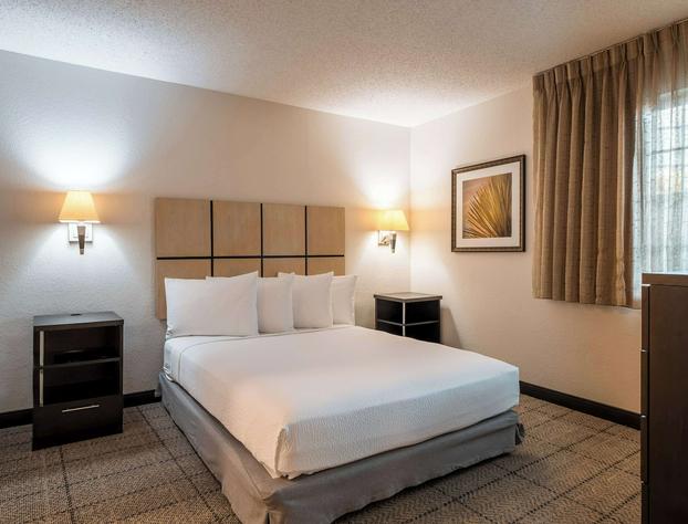 Sonesta Simply Suites Dallas Richardson hotel detail image 3