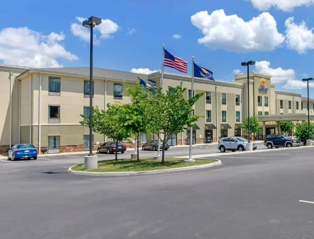 Comfort Inn & Suites Lynchburg Airport - University Area hotel detail image 3
