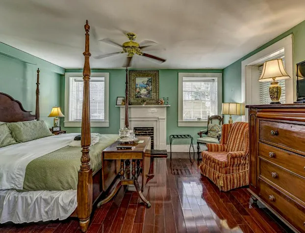 Duff Green Mansion hotel detail image 2