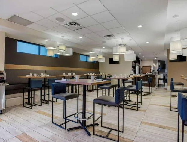 Best Western Plus Sawridge Suites hotel detail image 3