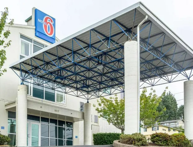 Motel 6 Lincoln City, OR hotel detail image 2