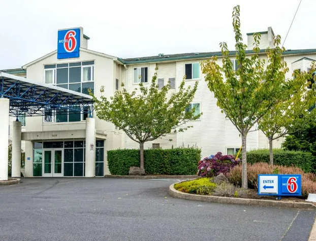 Motel 6 Lincoln City, OR hotel detail image 2