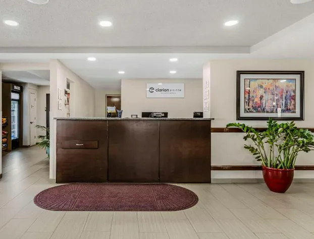 Clarion Pointe Staunton East hotel detail image 2