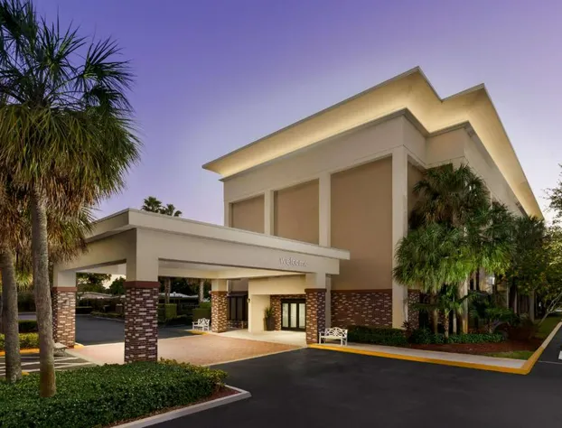 Hampton Inn Ft. Lauderdale-Cypress Creek hotel detail image 1