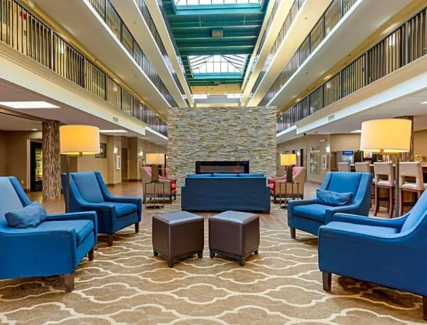 Comfort Suites Fredericksburg South hotel detail image 2