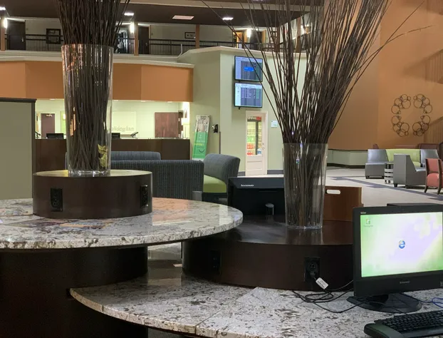 Clarion Hotel & Suites Conference Center Memphis Airport hotel detail image 3