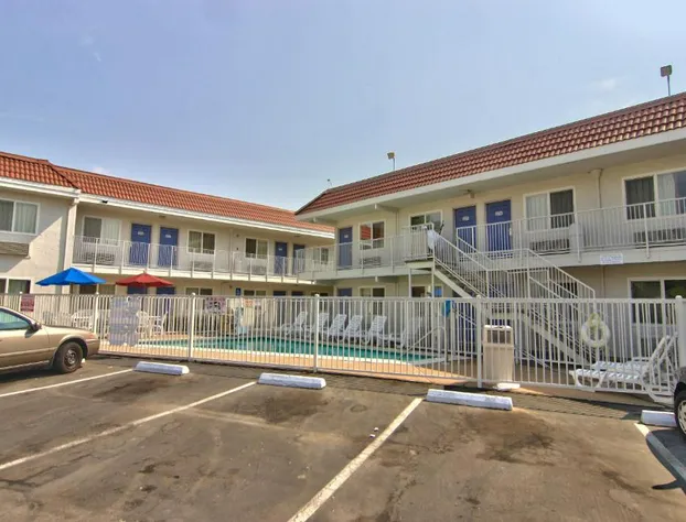 Motel 6 Sacramento, CA - Old Sacramento North hotel detail image 1