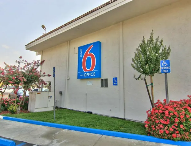 Motel 6 Sacramento, CA - Old Sacramento North hotel detail image 4