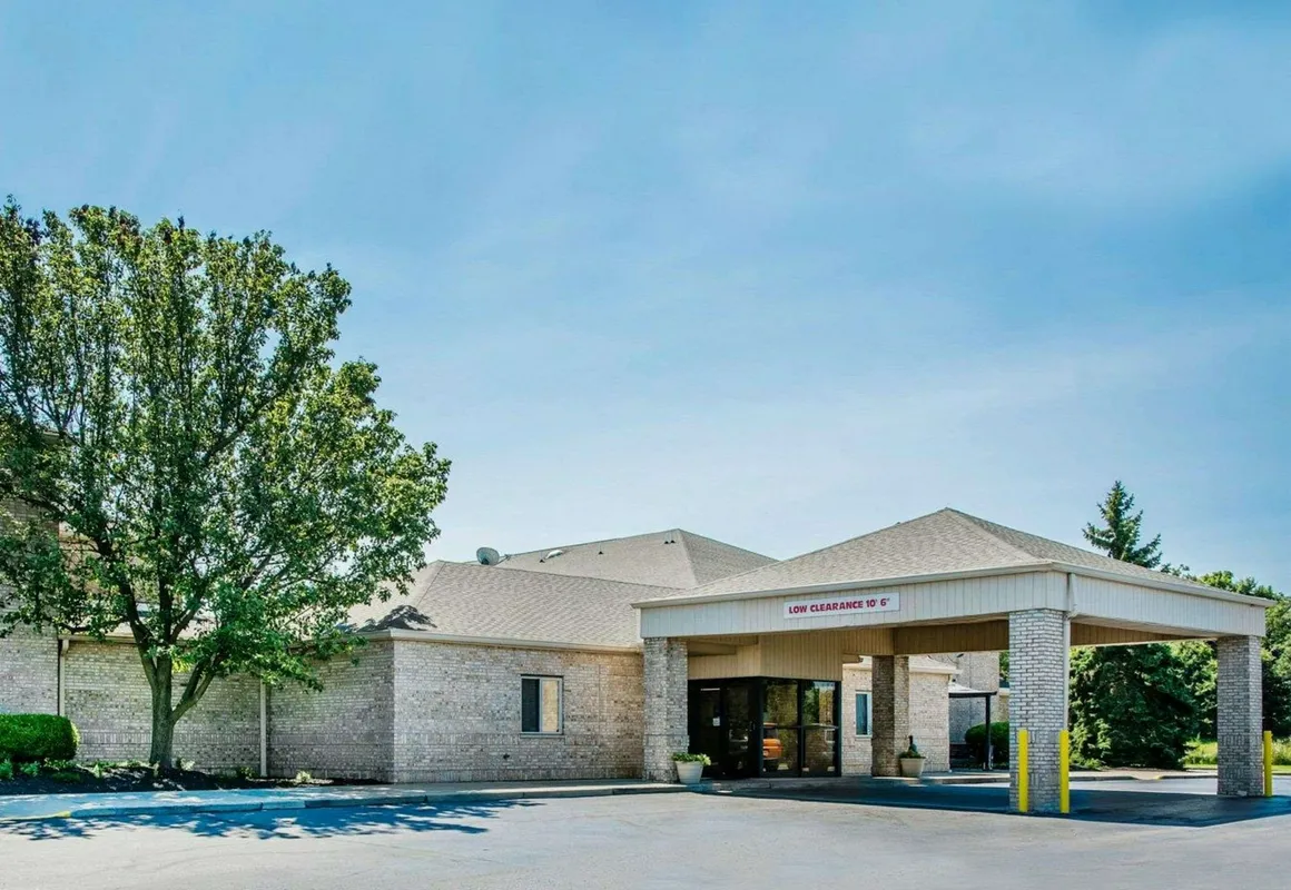 Comfort Inn Bellefontaine hotel hero