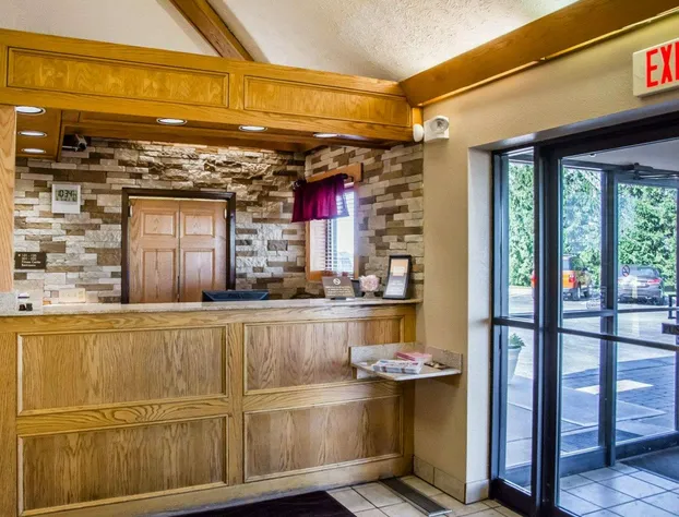 Comfort Inn Bellefontaine hotel detail image 4