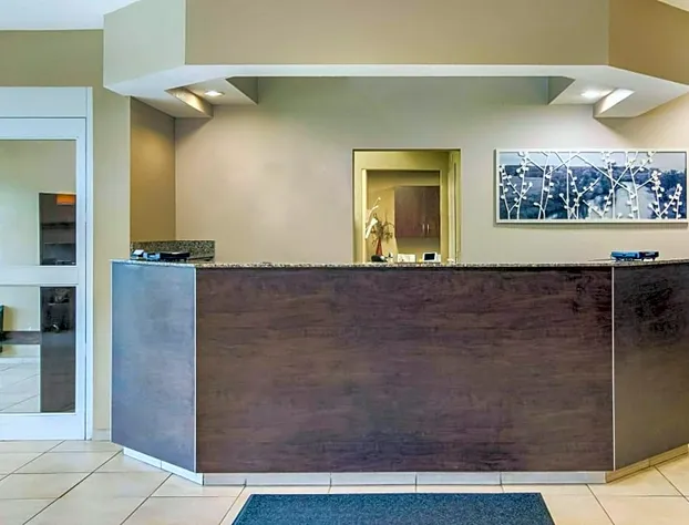 Sleep Inn & Suites Steubenville at the University hotel detail image 3