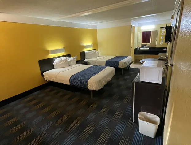 Travelodge by Wyndham Benton Harbor MI hotel detail image 2