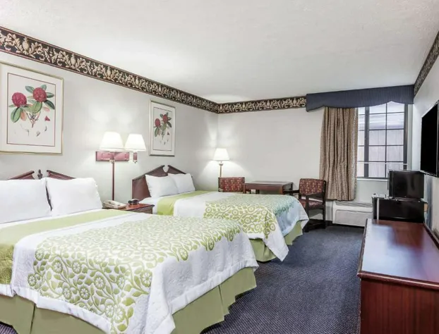 Days Inn & Suites by Wyndham Youngstown / Girard Ohio hotel detail image 3