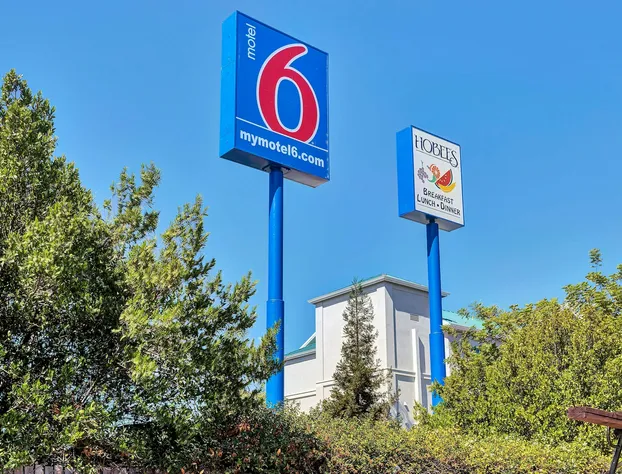 Motel 6 Belmont, CA - San Francisco - Redwood City hotel detail image 1