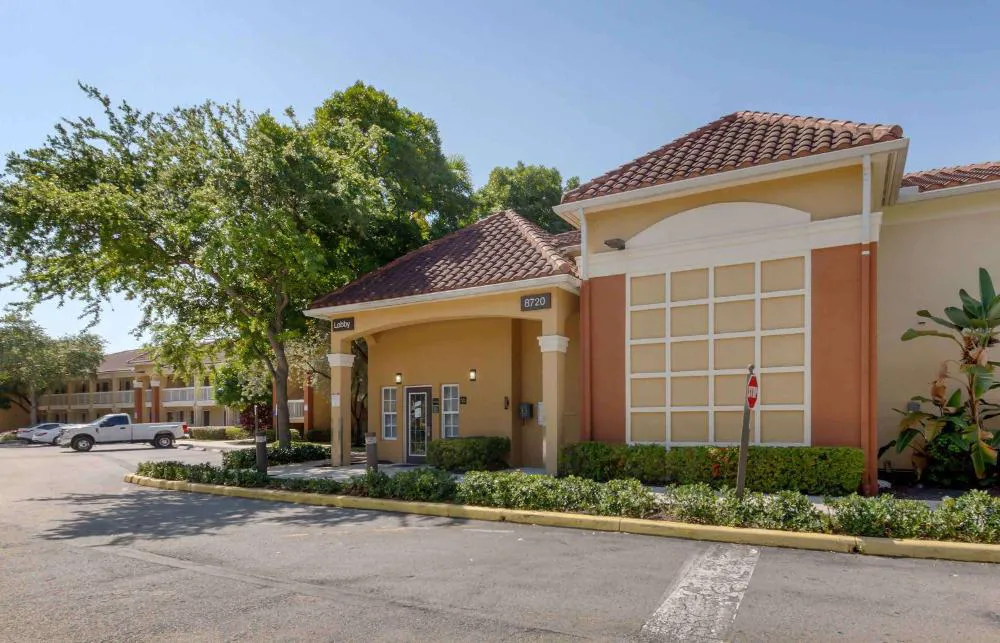 Extended Stay America Suites Miami Airport Doral hotel hero