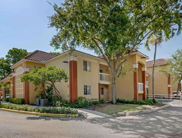 Extended Stay America Suites Miami Airport Doral hotel detail image 1