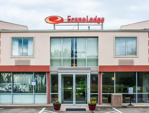 Econo Lodge Elmira-Corning hotel detail image 2