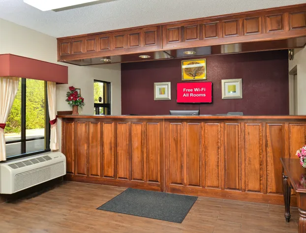 Red Roof Inn Cartersville–Emerson/LakePoint North hotel detail image 3