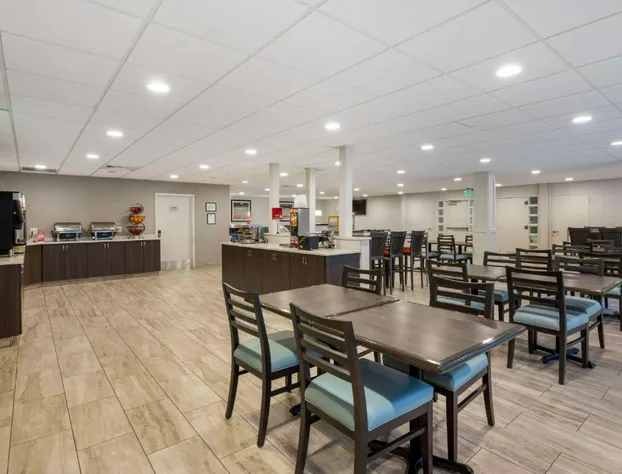 Best Western Plus Alexandria / Fort Belvoir hotel detail image 2