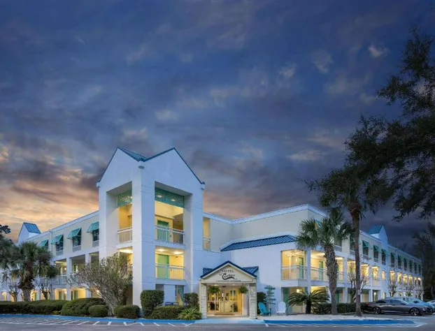 Hotel Carolina hotel detail image 1