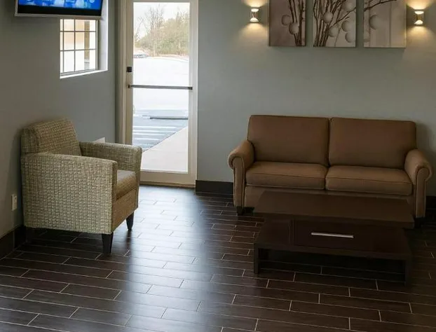 Boarders Inn & Suites by Cobblestone Hotels – Ashland City hotel detail image 3