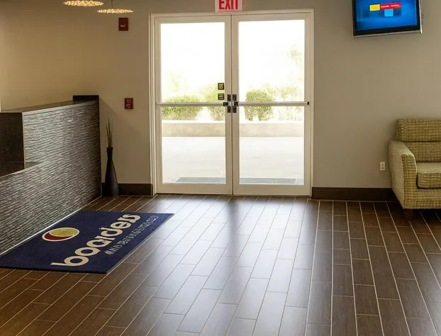 Boarders Inn & Suites by Cobblestone Hotels – Ashland City hotel detail image 4