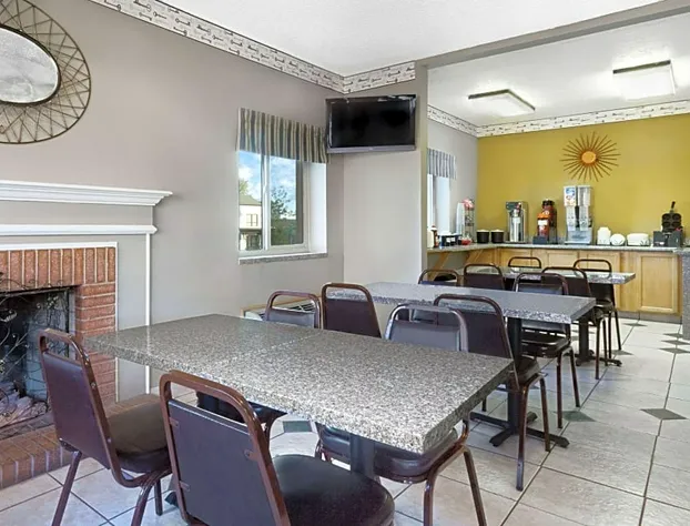 Knights Inn Cedar City hotel detail image 3