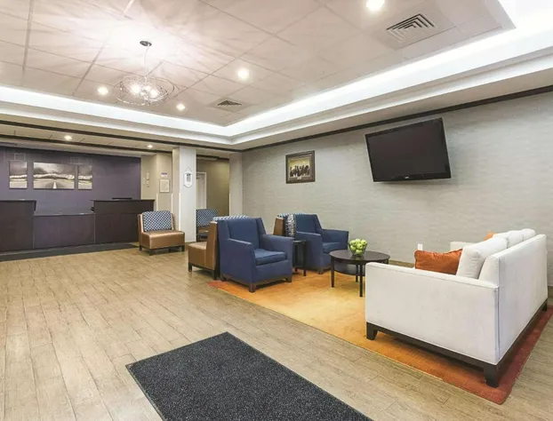 La Quinta Inn & Suites by Wyndham Glendive hotel detail image 3