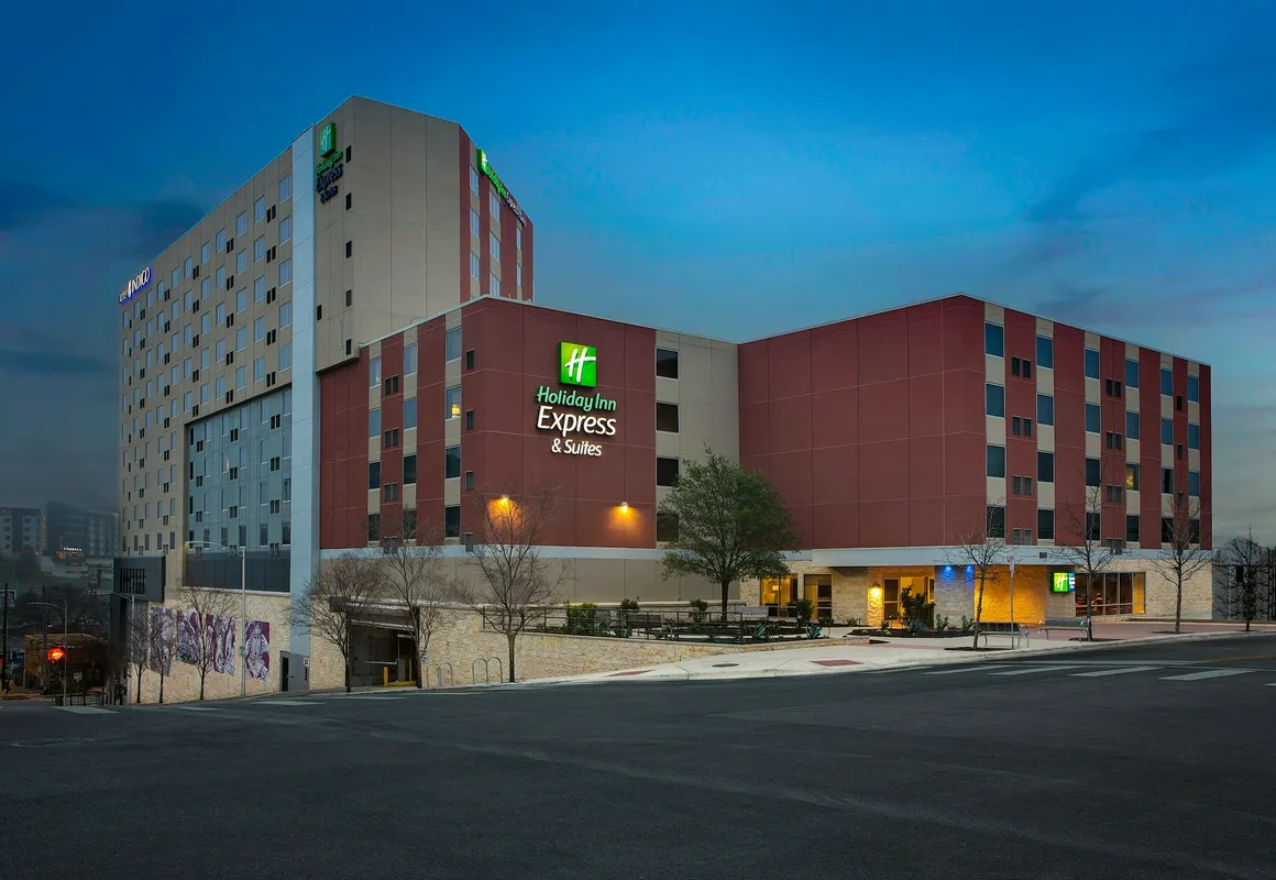 Holiday Inn Express & Suites Austin Downtown - University by IHG hotel hero