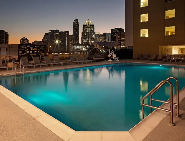 Holiday Inn Express & Suites Austin Downtown - University by IHG hotel detail image 2