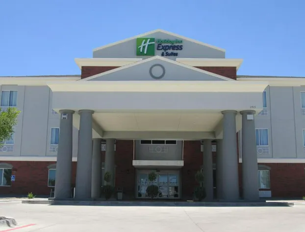 Holiday Inn Express Hotel and Suites Fort Stockton by IHG hotel detail image 2