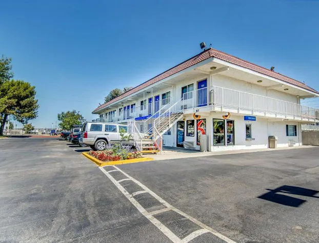 Motel 6 Stockton, CA - Charter Way West hotel detail image 1