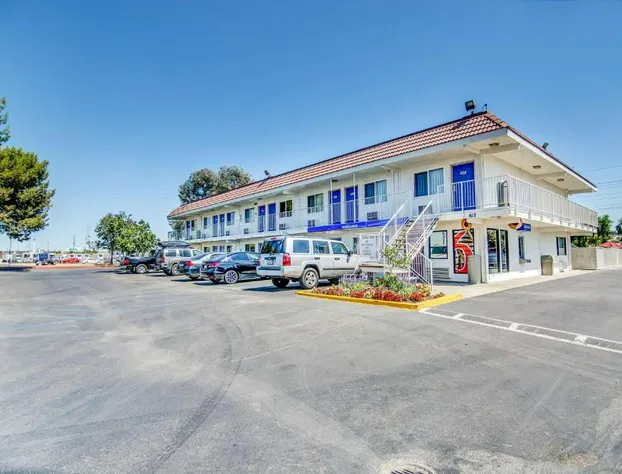 Motel 6 Stockton, CA - Charter Way West hotel detail image 3