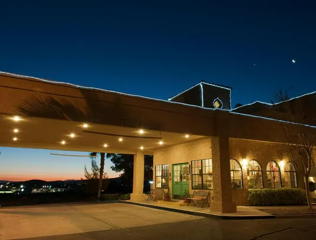 SureStay Plus by Best Western Twentynine Palms Joshua Tree hotel detail image 1