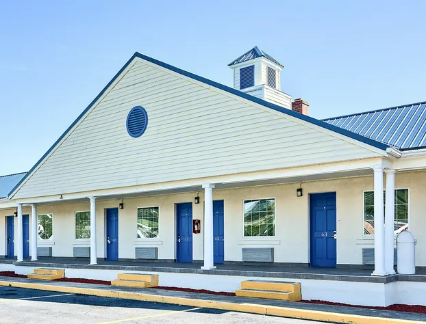 Motel 6 Harrisonburg, VA - South hotel detail image 1