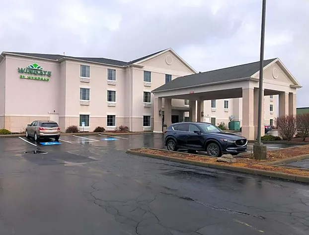 Wingate by Wyndham Grove City hotel detail image 1