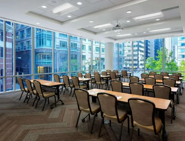 Hyatt Place Chicago/Downtown - The Loop hotel detail image 4