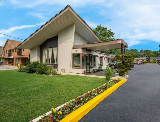 Knights Inn Burlington, ON hotel detail image 2