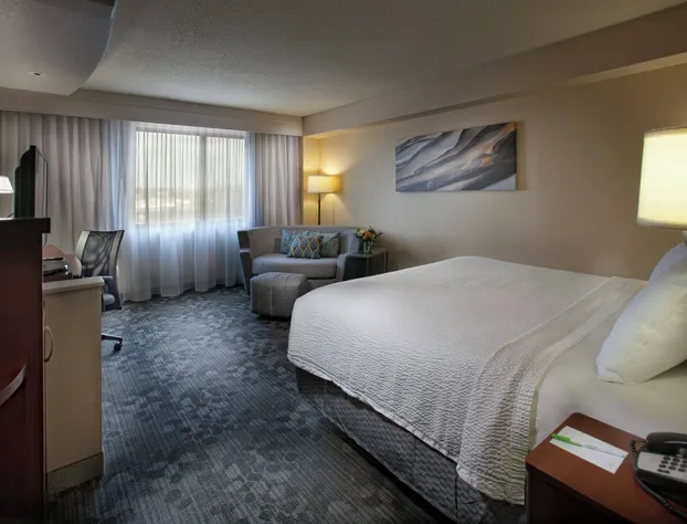 Courtyard by Marriott Fayetteville hotel detail image 4