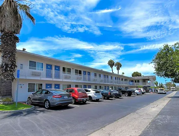 Motel 6 Westminster South - Long Beach hotel detail image 4