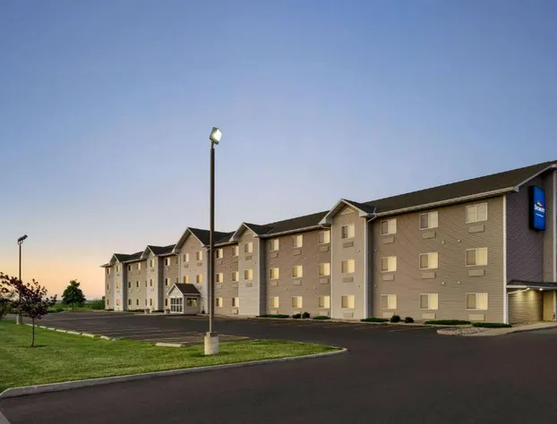 Baymont by Wyndham Fremont hotel detail image 1