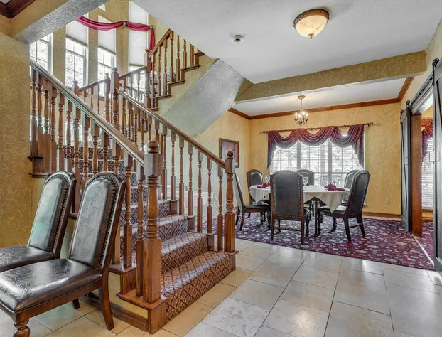 The Whispering Pines Inn Bed & Breakfast hotel detail image 3