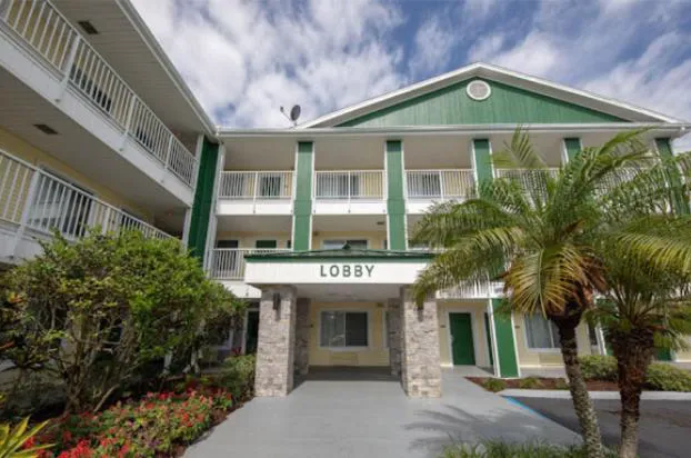 Birch Hill Suites Kansas City – Independence hotel detail image 1