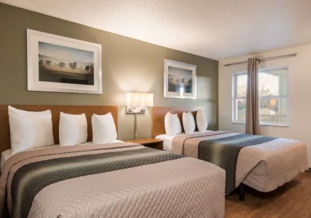 Birch Hill Suites Kansas City – Independence hotel detail image 2