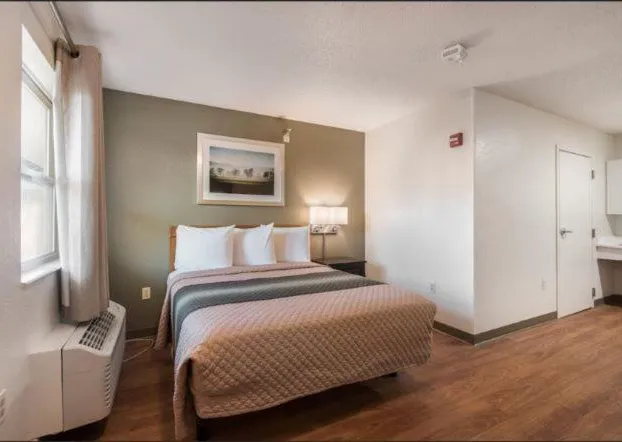 Birch Hill Suites Kansas City – Independence hotel detail image 3