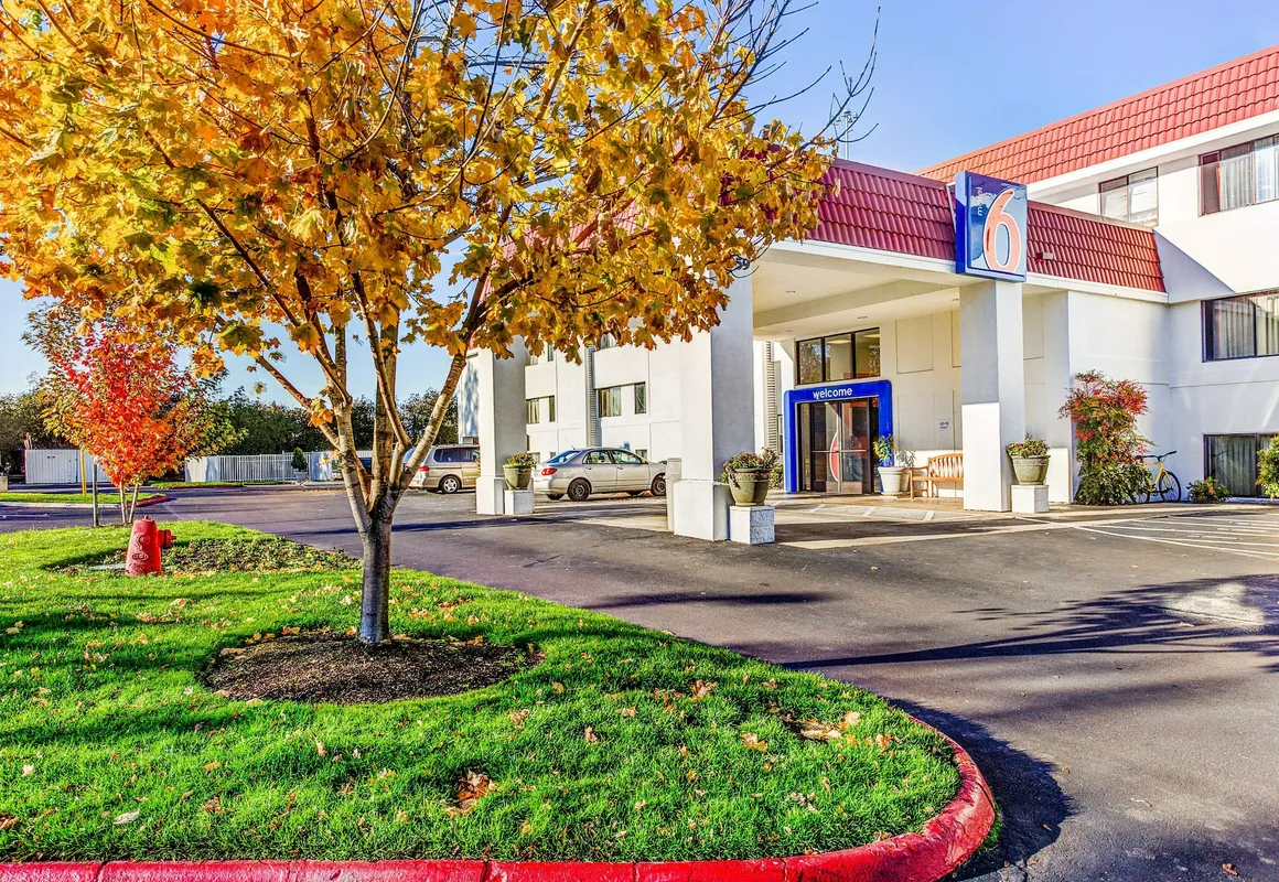 Motel 6 Portland, OR - Tigard West hotel hero