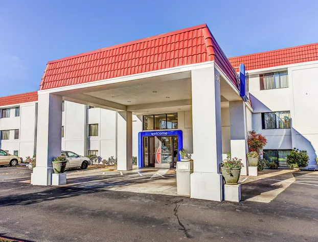 Motel 6 Portland, OR - Tigard West hotel detail image 2