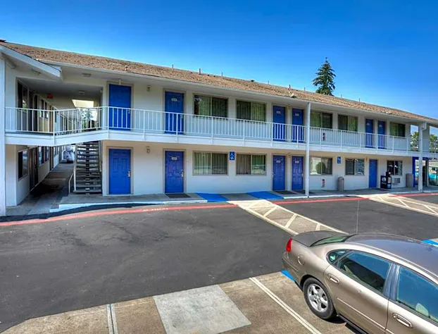 Motel 6 Tigard, OR - Portland South - Lake Oswego hotel detail image 3